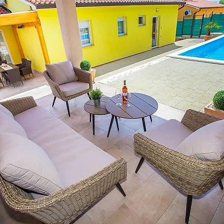 Vila Lovely Villa In Labin With Swimming Pool Labin (Istria)