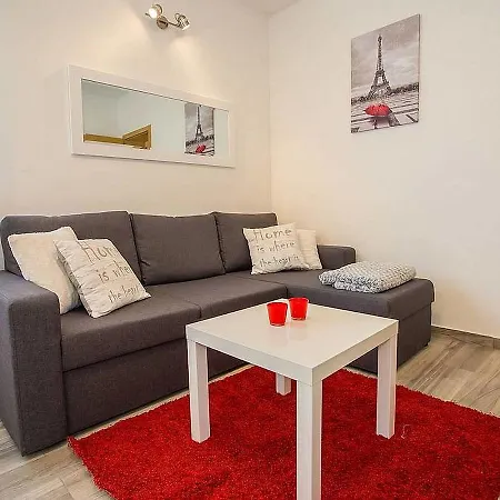 Vila Lovely Villa In Labin With Swimming Pool